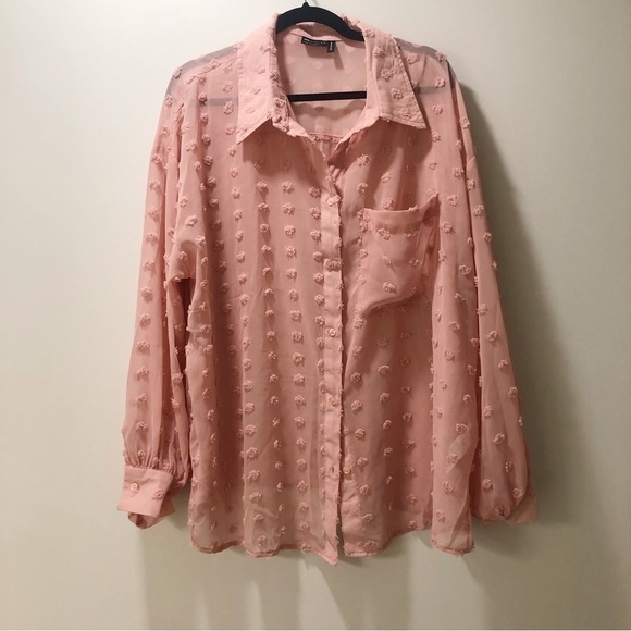 Asos Women’s Textured Pink Button Down Top - Picture 2 of 9